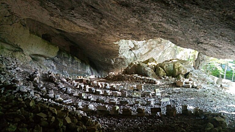 grotta di Sant'Agnese