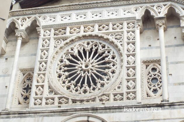 rosone duomo di sant'andrea