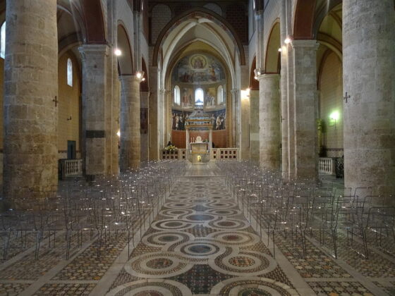 visitare la cattedrale di anagni