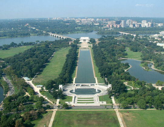 Lincoln-Memorial-Reflecting-Pool