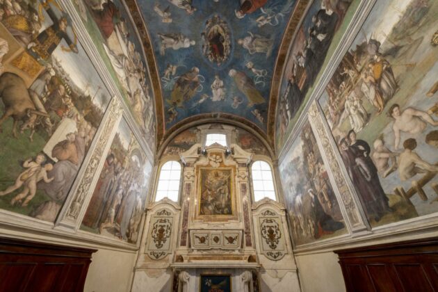 interni basilica di san frediano lucca